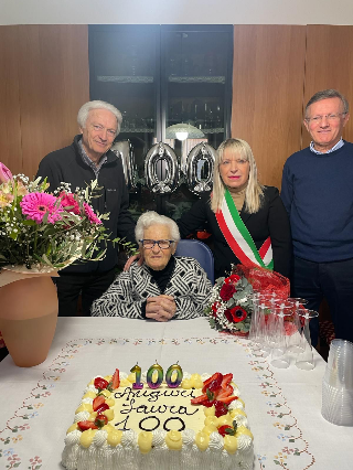 San Severino Marche - Città in festa per i 100 anni di Laura Viola